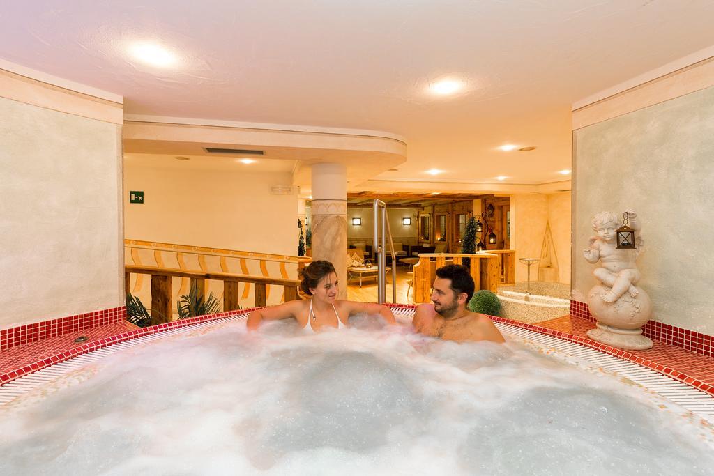 Hotel Bel Sit Корвара-ін-Бадія Екстер'єр фото