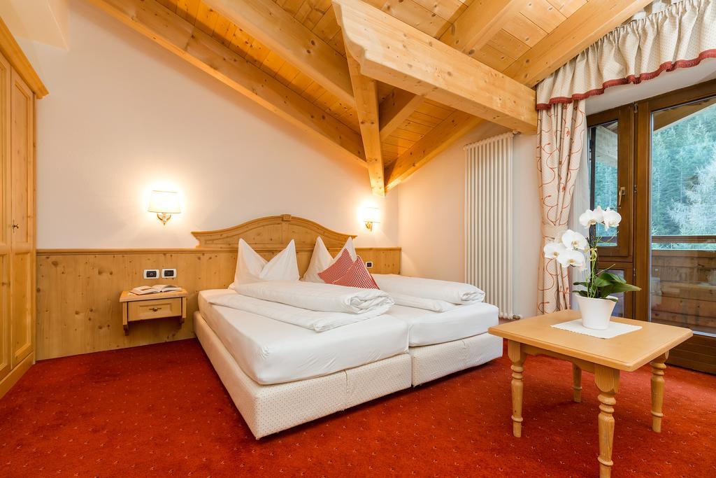 Hotel Bel Sit Корвара-ін-Бадія Екстер'єр фото