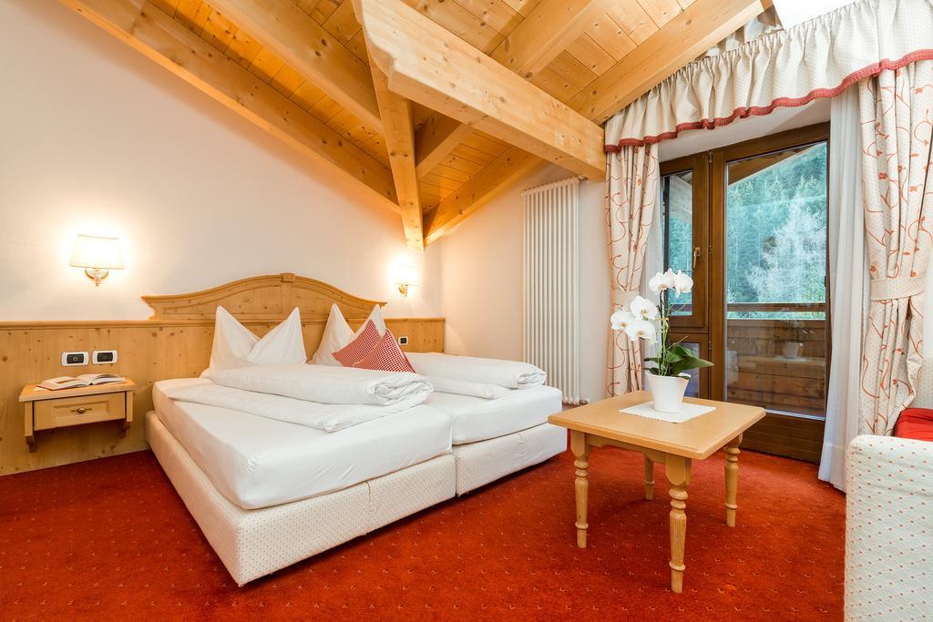 Hotel Bel Sit Корвара-ін-Бадія Екстер'єр фото