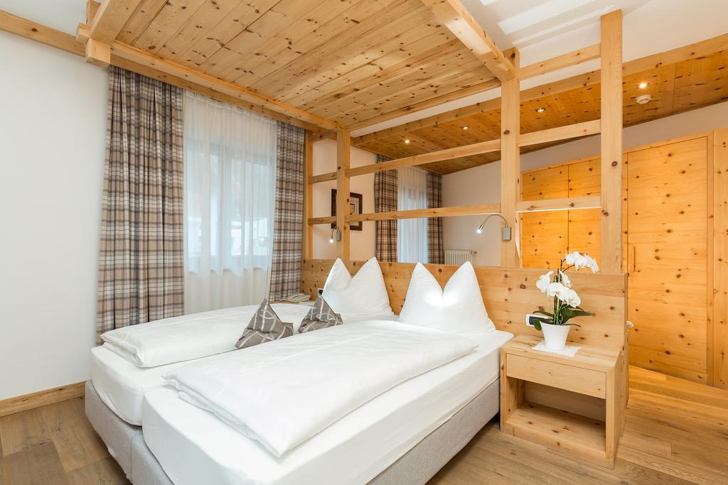 Hotel Bel Sit Корвара-ін-Бадія Екстер'єр фото